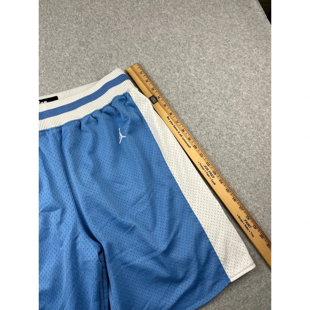 Jordan Basketball Shorts Mens Medium Blue UNC North Carolina Tar Heels Mesh 82